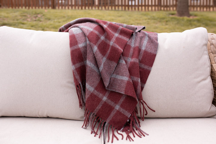 ESTANCIA Alpaca Blend Throw | Grey Wine