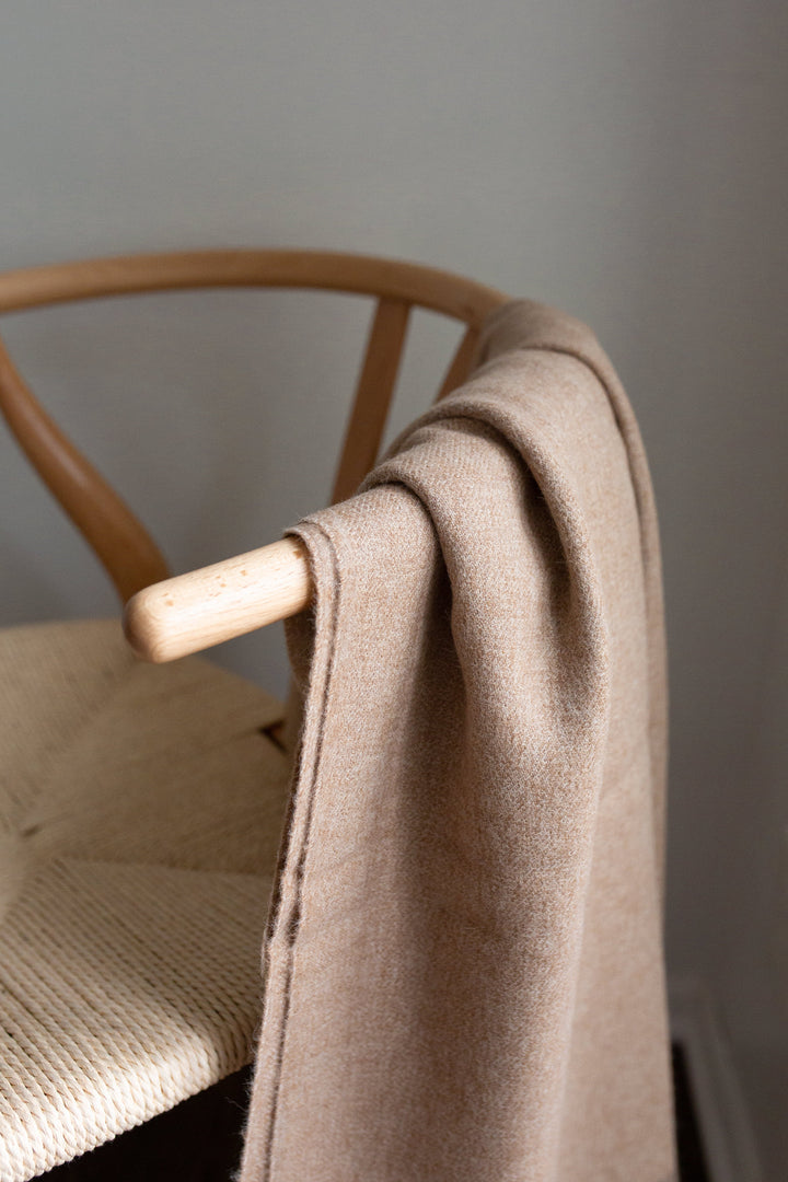 ENCANTO Alpaca Throw | Sandy Beige