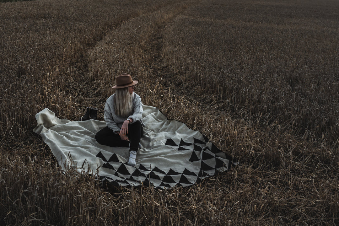 NEVADO Blanket | Natural Black