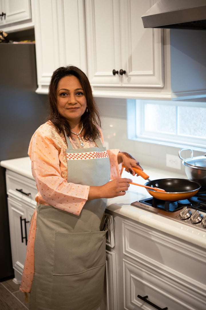 Women's Full-Length KUFFIYEH Apron