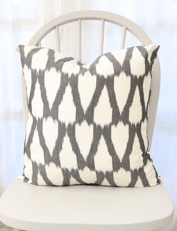 NAOMI Throw Pillow Cover