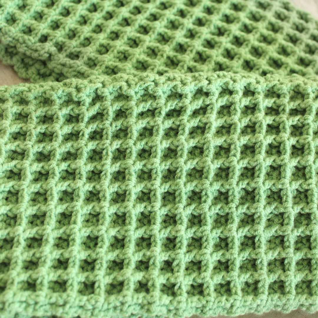 WAFFLE Crochet Scarf | Sage Green