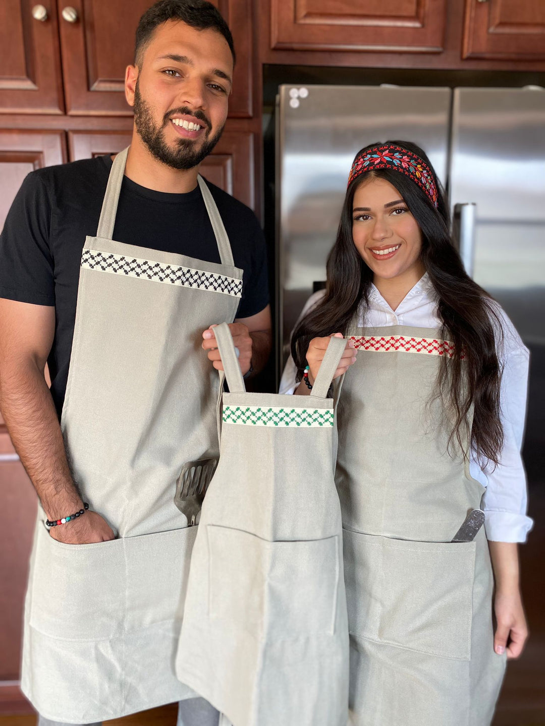 Adult & Child Bundle of 2 | Full-Length KUFFIYEH Apron